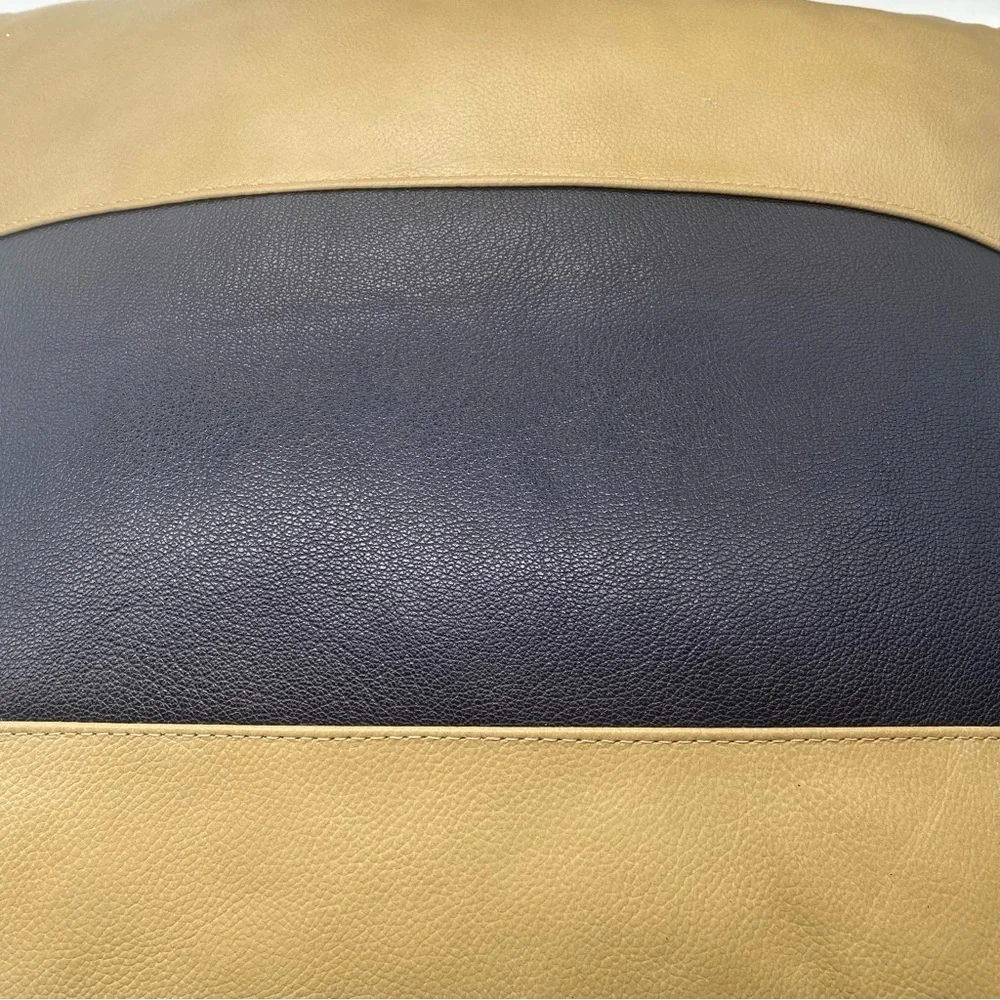 NEW Leather Luxury Pillow Cover (Only).Size 18x18